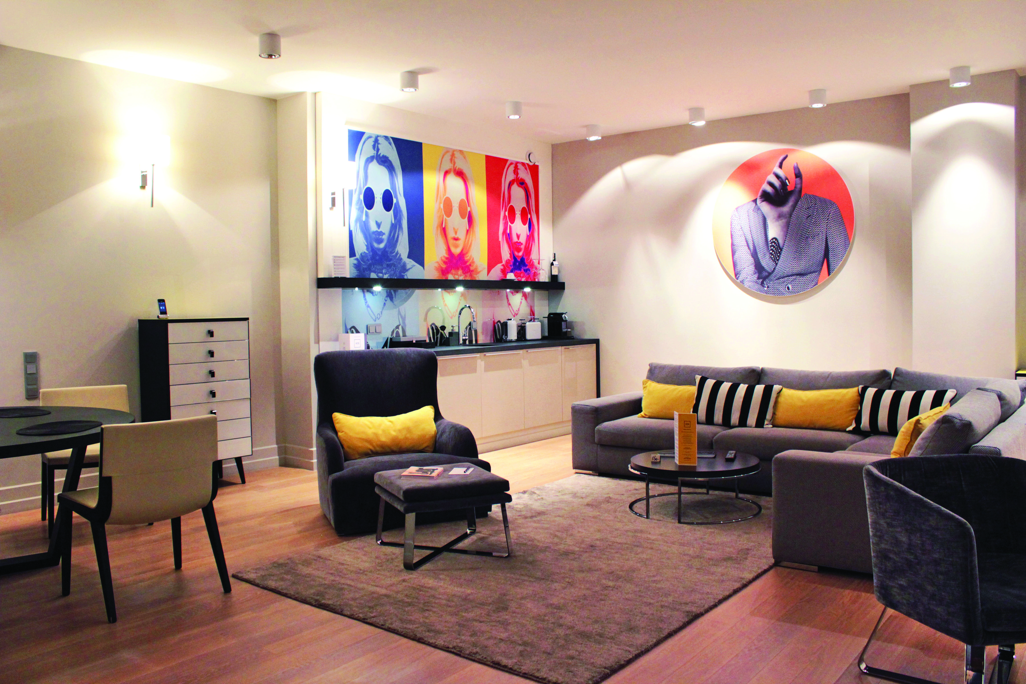 H15 Boutique Hotel, Warsaw, A Member Of Design Hotels 외부 사진 A typical apartment