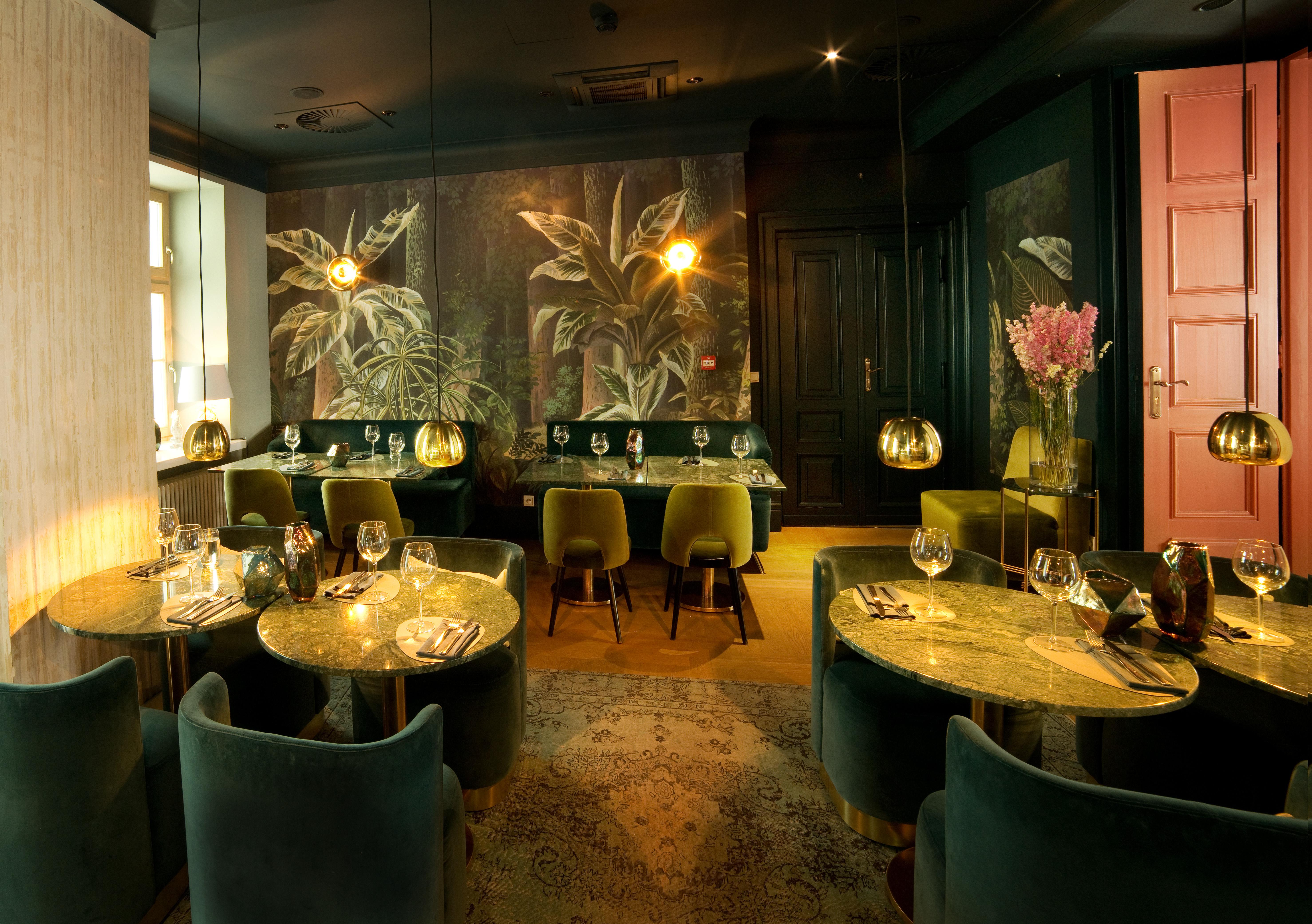H15 Boutique Hotel, Warsaw, A Member Of Design Hotels 외부 사진 Interior of the restaurant