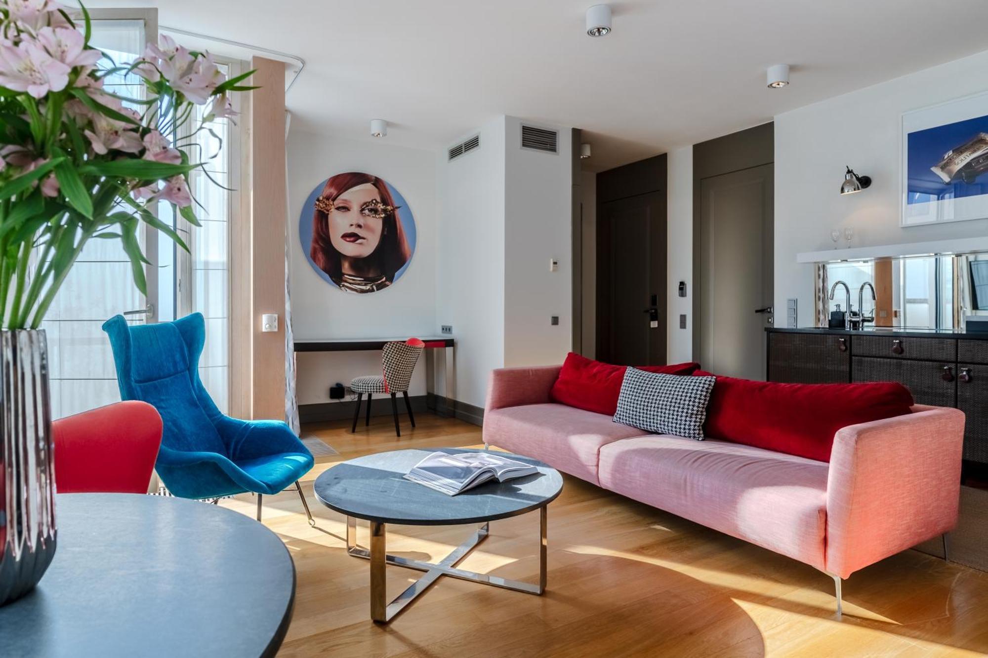 H15 Boutique Hotel, Warsaw, A Member Of Design Hotels 외부 사진 The interior of a suite at the Hotel