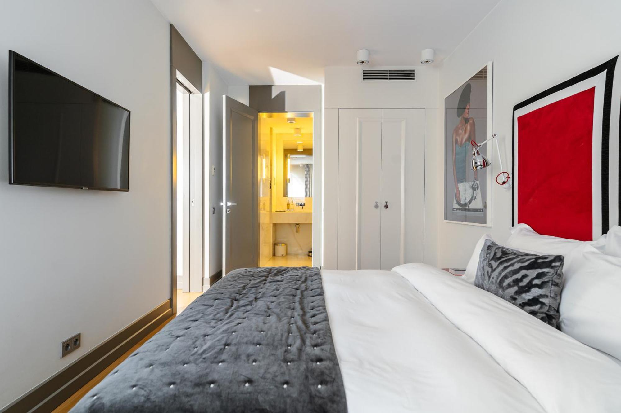 H15 Boutique Hotel, Warsaw, A Member Of Design Hotels 외부 사진 A room at the hotel