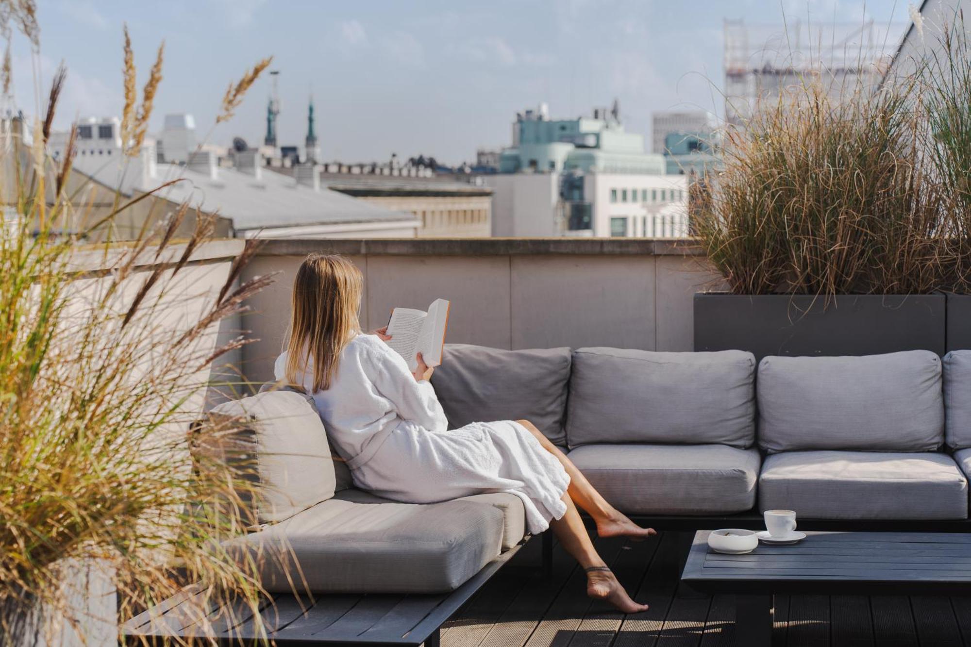 H15 Boutique Hotel, Warsaw, A Member Of Design Hotels 외부 사진 The rooftop terrace