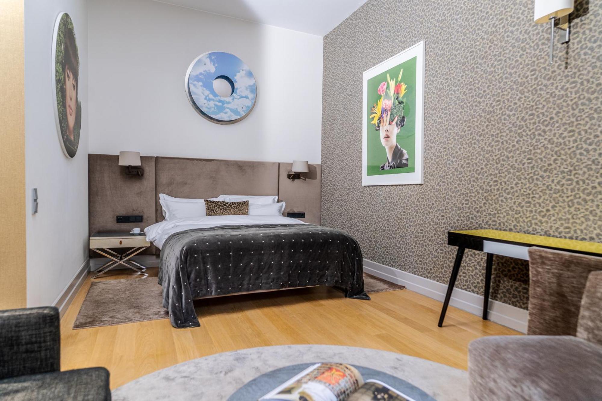 H15 Boutique Hotel, Warsaw, A Member Of Design Hotels 외부 사진 A room at the hotel